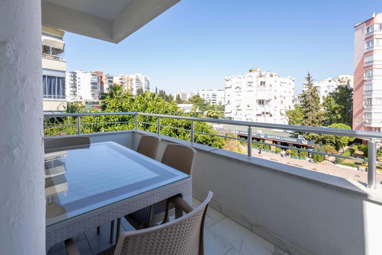 Peramis Apart Apartamento Antália Exterior foto
